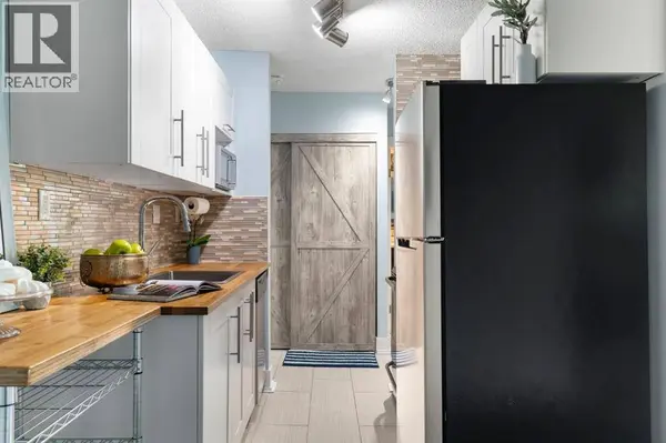 4, 930 Royal Avenue SW, Calgary, AB T2T0L5