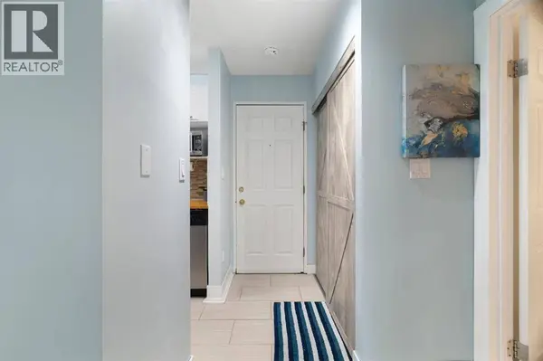 4, 930 Royal Avenue SW, Calgary, AB T2T0L5