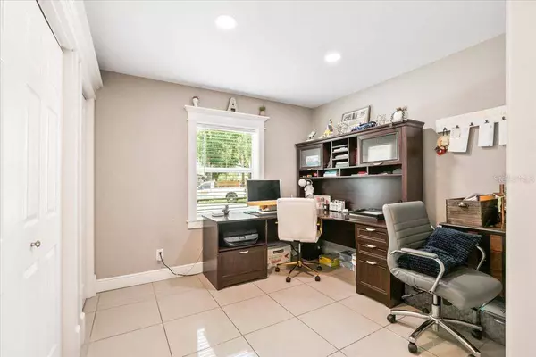 4922 18TH ST E, Bradenton, FL 34203