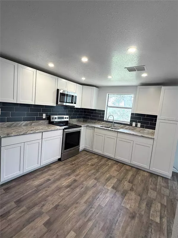 3914 9TH STREET CT W, Bradenton, FL 34205