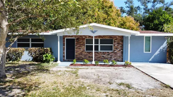 5311 3RD ST W, Bradenton, FL 34207