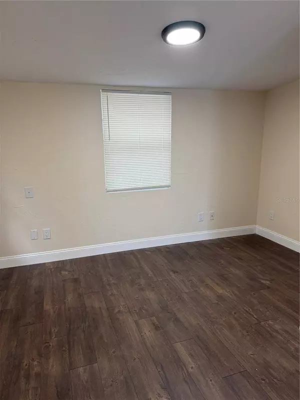 5311 3RD ST W, Bradenton, FL 34207