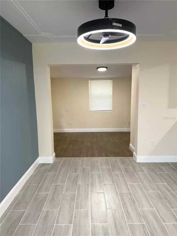 5311 3RD ST W, Bradenton, FL 34207