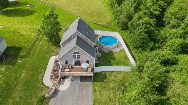 96 Town Farm Rd, Warren, MA 01083