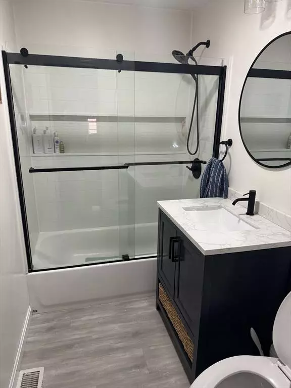 39 Bay View Ave, Winthrop, MA 02152