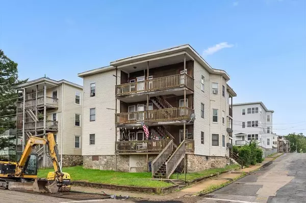 45 River St, Southbridge, MA 01550