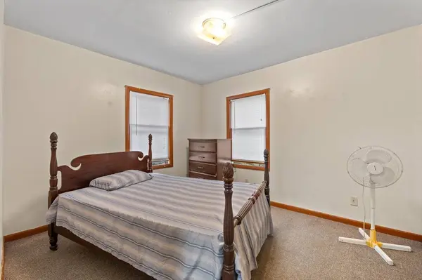 5 Oliver, Southbridge, MA 01550
