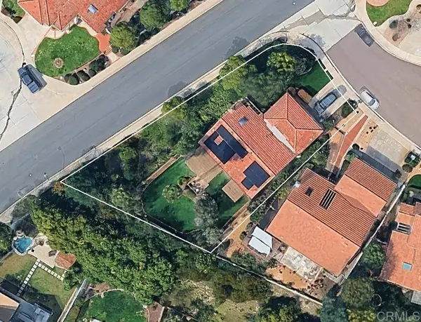 11705 Via Medanos, San Diego, CA 92128