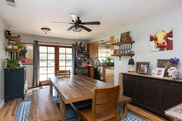 11705 Via Medanos, San Diego, CA 92128