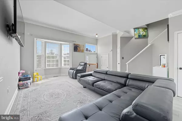 676 MCLEARY SQ SE, Leesburg, VA 20175