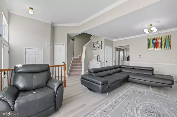 676 MCLEARY SQ SE, Leesburg, VA 20175