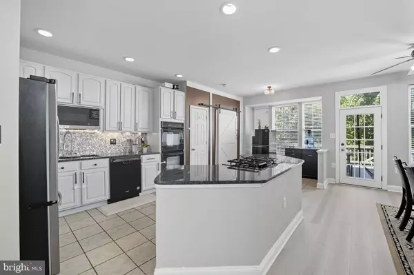 676 MCLEARY SQ SE, Leesburg, VA 20175