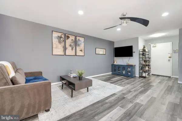 5112 MACARTHUR BLVD NW #209, Washington, DC 20016