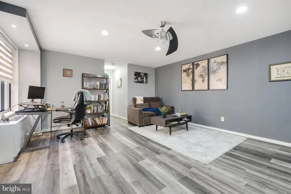 5112 MACARTHUR BLVD NW #209, Washington, DC 20016