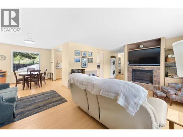 2545 Colleen Road, West Kelowna, BC V1Z2K6