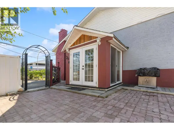 1090 Windbreak Street, Kamloops, BC V2B5P9