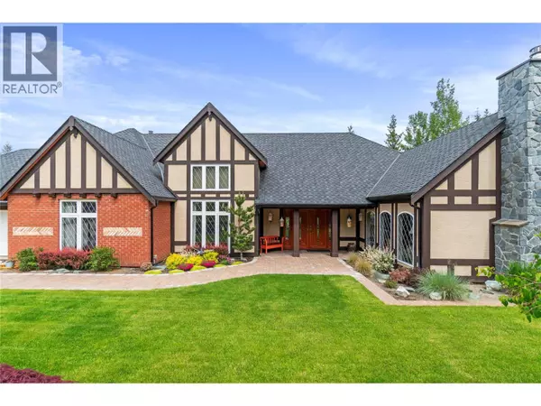 5121 IVY Road, Eagle Bay, BC V0E1T0