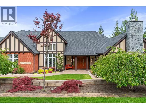 5121 IVY Road, Eagle Bay, BC V0E1T0