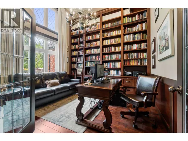 5121 IVY Road, Eagle Bay, BC V0E1T0