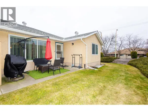 205 Gerstmar RD #1, Kelowna, BC V1X4A6