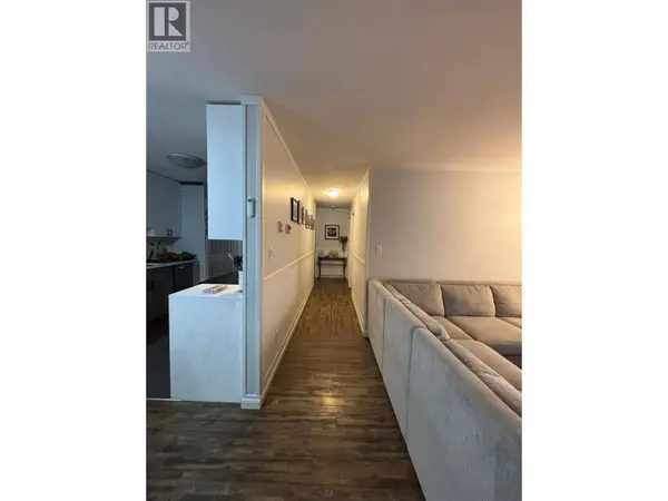 3854 Gordon DR #190, Kelowna, BC V1W3G4