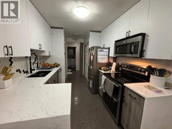 3854 Gordon DR #190, Kelowna, BC V1W3G4