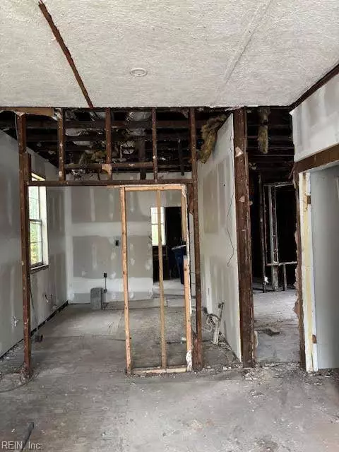 626 42nd ST, Newport News, VA 23607