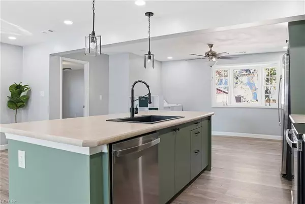 814 Burton ST, Hampton, VA 23666