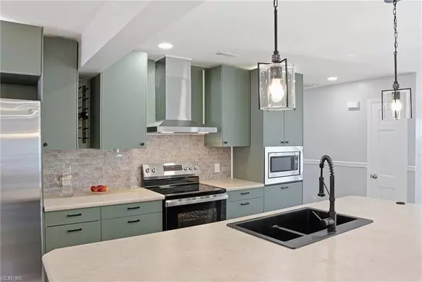 814 Burton ST, Hampton, VA 23666