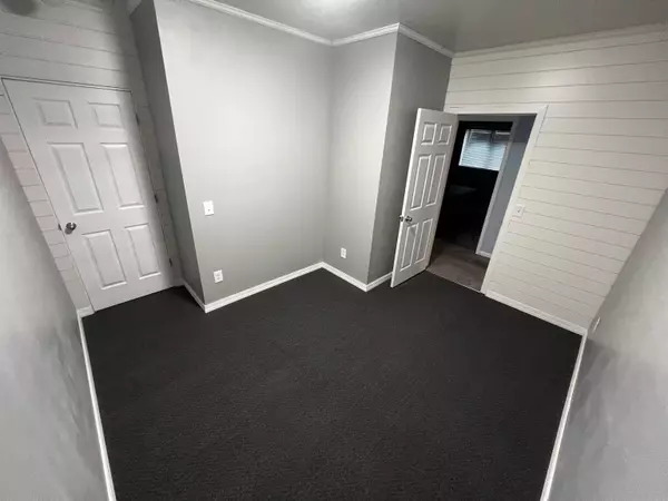 3309 Lily LN, Marshalltown, IA 50158