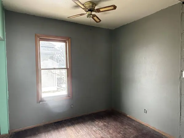 656 N Cedar ST, Monticello, IA 52310
