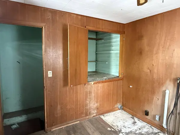 656 N Cedar ST, Monticello, IA 52310