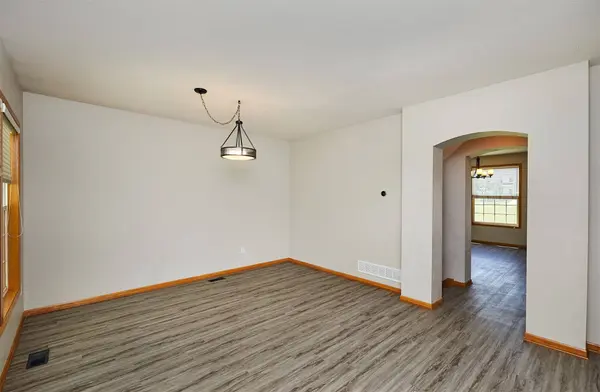 7732 Beechtree Lane, West Des Moines, IA 50266