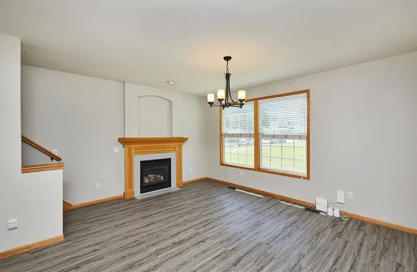 7732 Beechtree Lane, West Des Moines, IA 50266