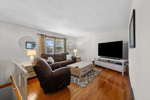 3232 W 13th ST, Davenport, IA 52804