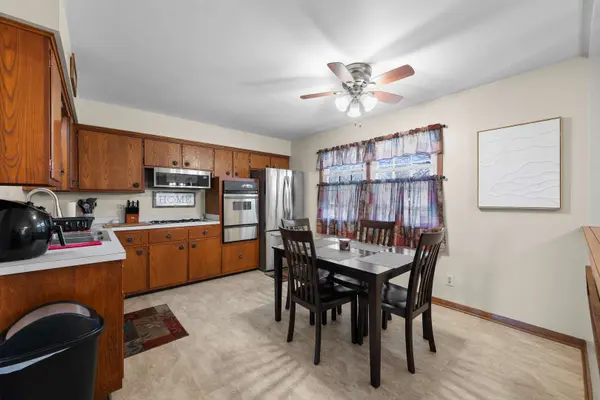 3232 W 13th ST, Davenport, IA 52804