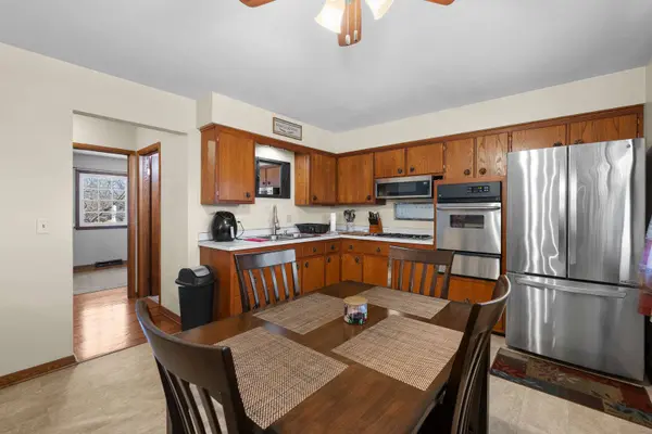 3232 W 13th ST, Davenport, IA 52804