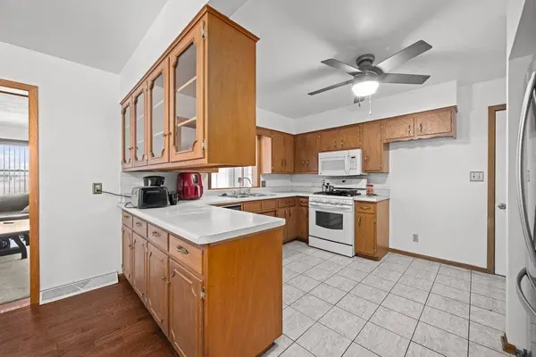 1003 14th Ave B, Orion, IL 61273