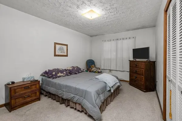 11213 22nd ST, Milan, IL 61264