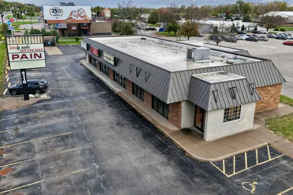 4110 Blackhawk RD