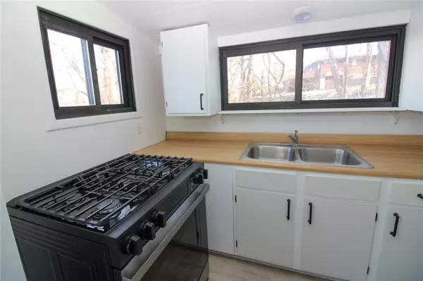 1629 Glenbrook Ave, Moon/crescent Twp, PA 15108