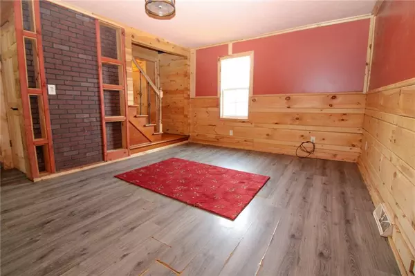 1045 Moon Run Rd, Robinson Twp - Nwa, PA 15136