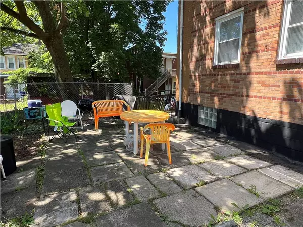 806 Inwood St, Homewood-brushton, PA 15208