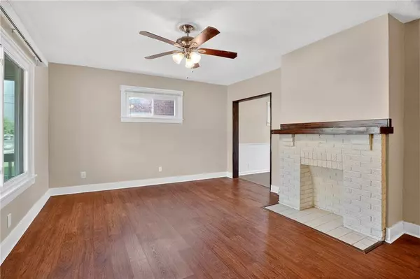 924 1st, Coraopolis, PA 15108