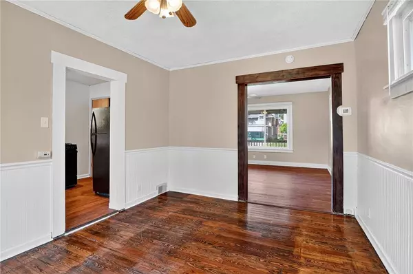 924 1st, Coraopolis, PA 15108