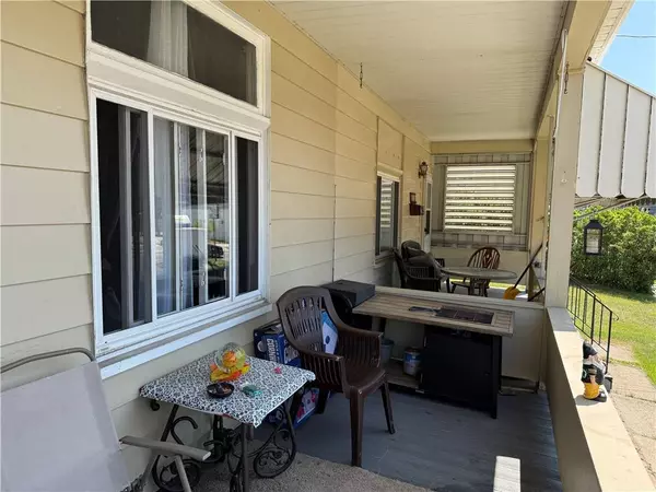 114 Greydon Ave, Mckees Rocks, PA 15136