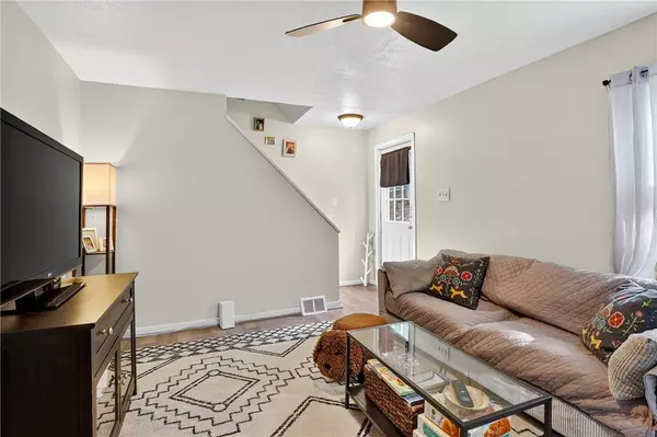 519 Hiland Ave, Coraopolis, PA 15108