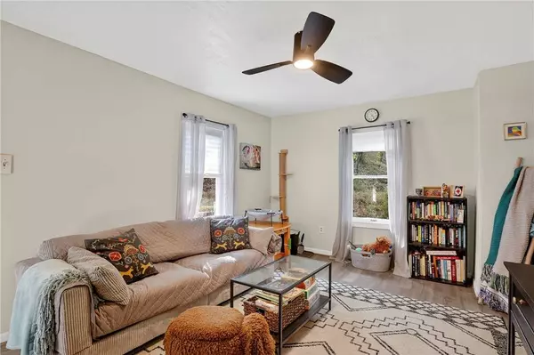 519 Hiland Ave, Coraopolis, PA 15108