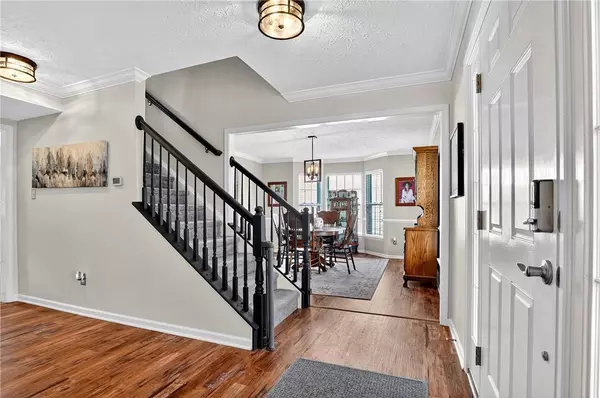 224 Field Club Cir, Robinson Twp, PA 15136