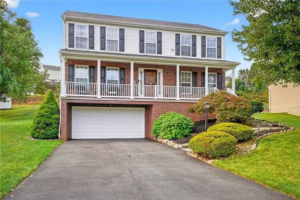224 Field Club Cir, Robinson Twp, PA 15136